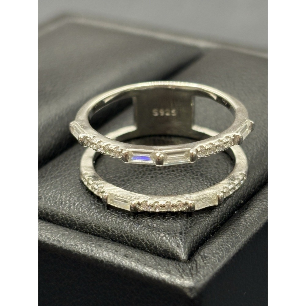 New Condition Sterling Silver Cubic Zirconia Double Ring Size 7 E13